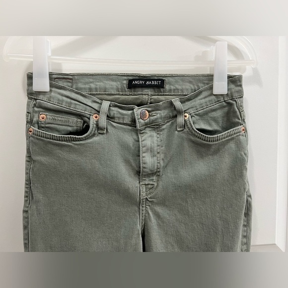 ANGRY RABBIT FRAY HEM COLOR SKINNY JEANS (SIZE 29) - Picture 3 of 8